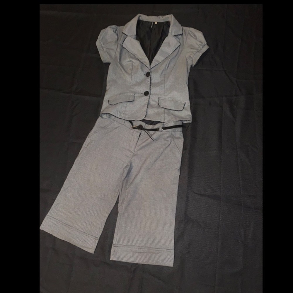 Womens Capri blazer set